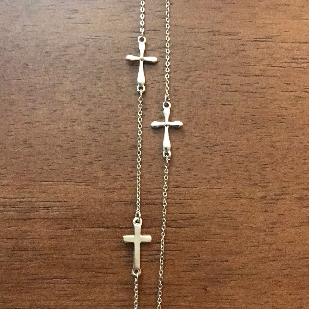 Cross neckless